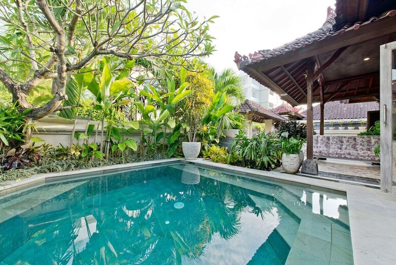 Villa Orchid