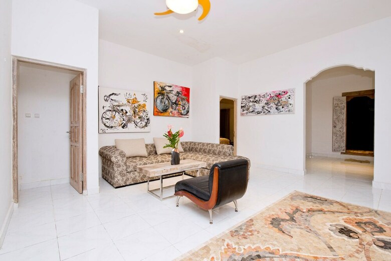 Villa Orchid