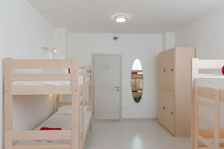 Hostal Hostel Free Bird - Adults Only