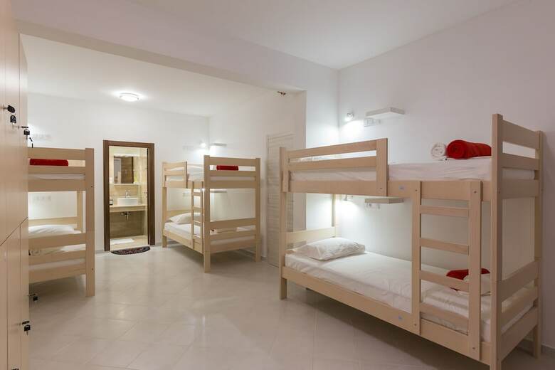 Hostal Hostel Free Bird - Adults Only