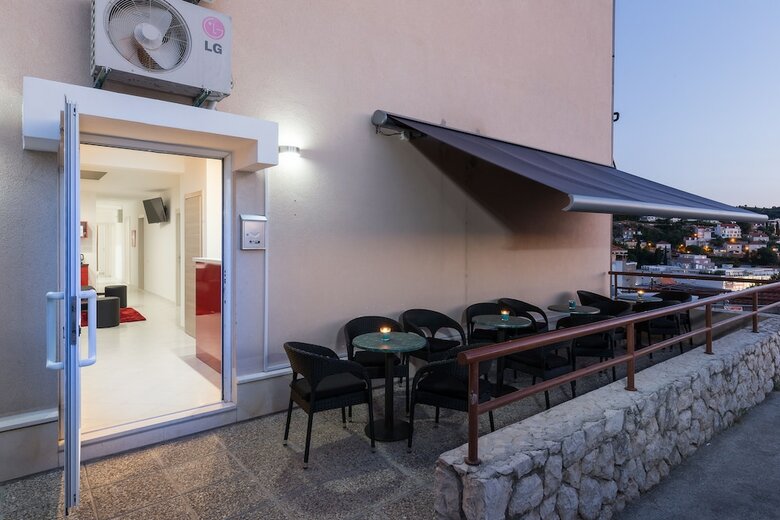 Hostal Hostel Free Bird - Adults Only