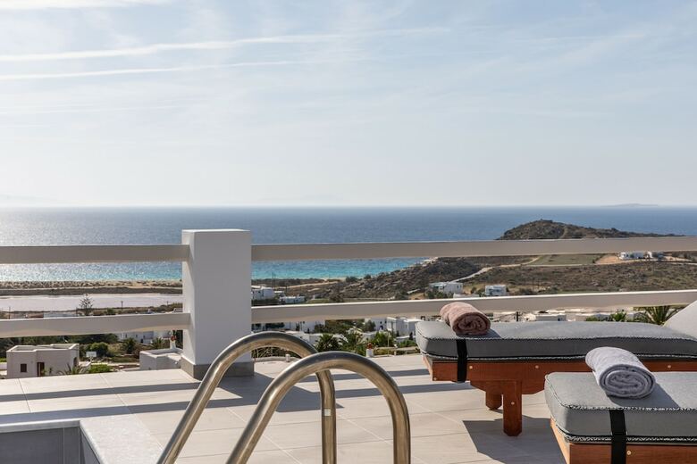 Hotel Mythology Naxos Villas & Suites