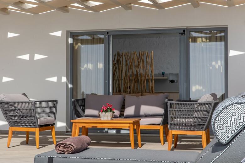 Hotel Mythology Naxos Villas & Suites