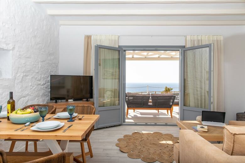Hotel Mythology Naxos Villas & Suites