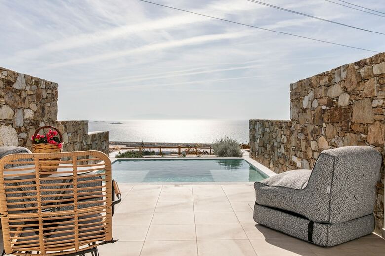 Hotel Mythology Naxos Villas & Suites