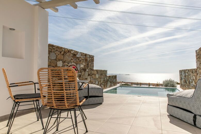 Hotel Mythology Naxos Villas & Suites