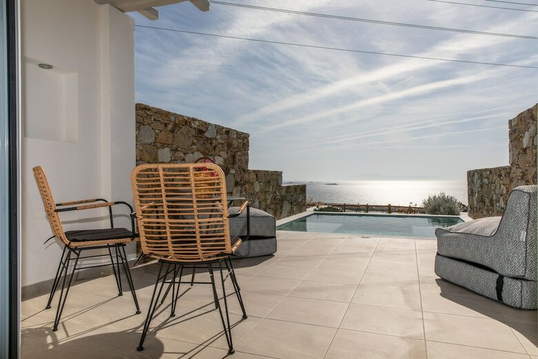 Hotel Mythology Naxos Villas & Suites