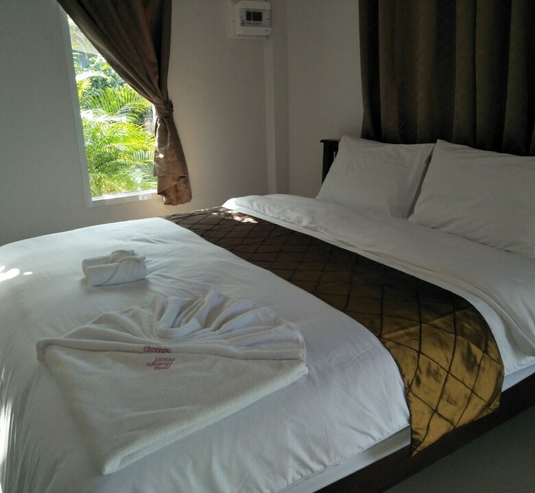 Hotel Oyo 767 Pang Chompu Resort