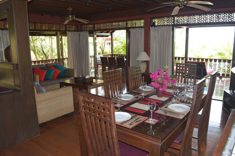 4 Bedroom Beachfront Villa 3 Banyan