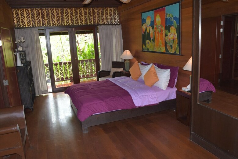 4 Bedroom Beachfront Villa 3 Banyan