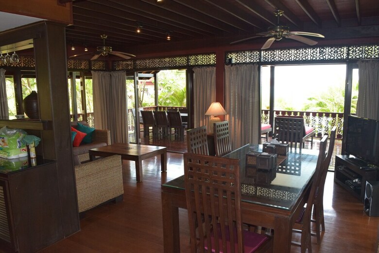 4 Bedroom Beachfront Villa 3 Banyan