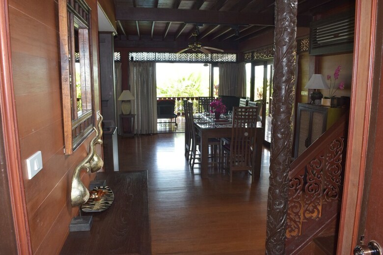 4 Bedroom Beachfront Villa 3 Banyan