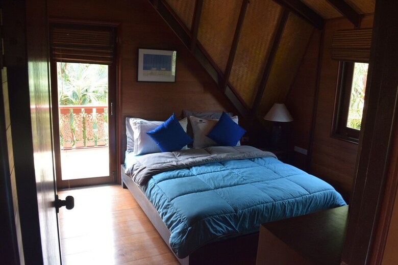 4 Bedroom Beachfront Villa 3 Banyan