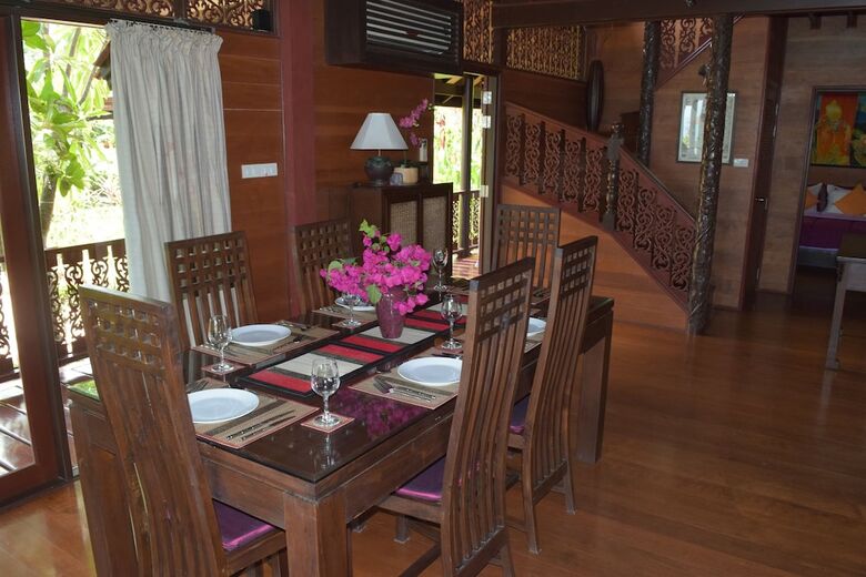 4 Bedroom Beachfront Villa 3 Banyan