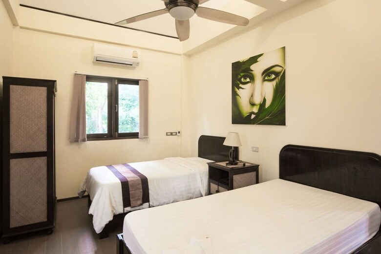 11 Bedroom Sea Front Triple Villas Koh Phangan