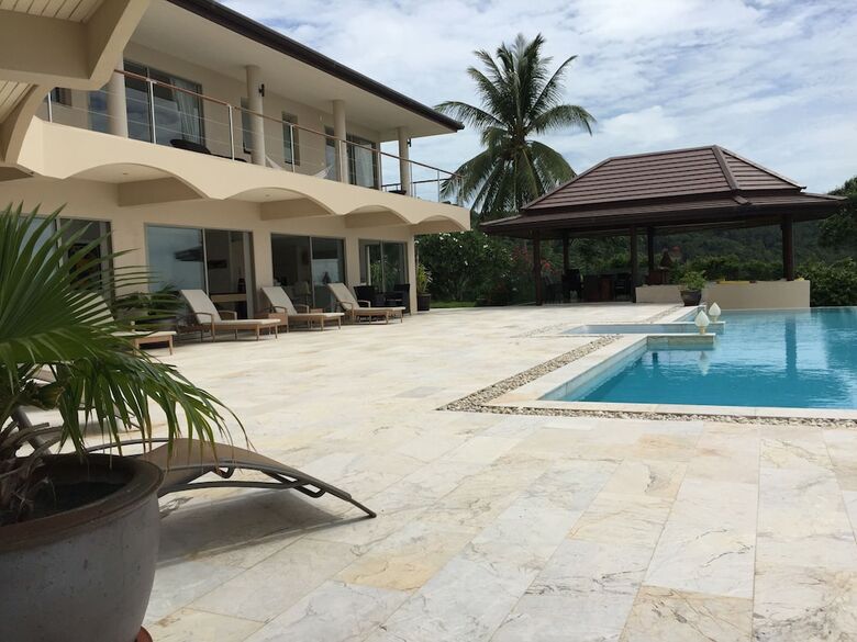 17 Bedroom Sea Front Triple Villas Angthong Hills