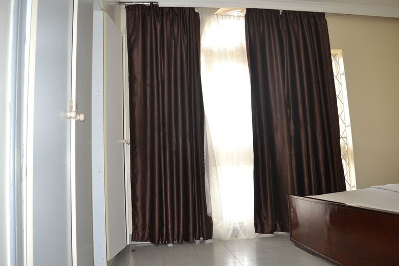 Bid B&B