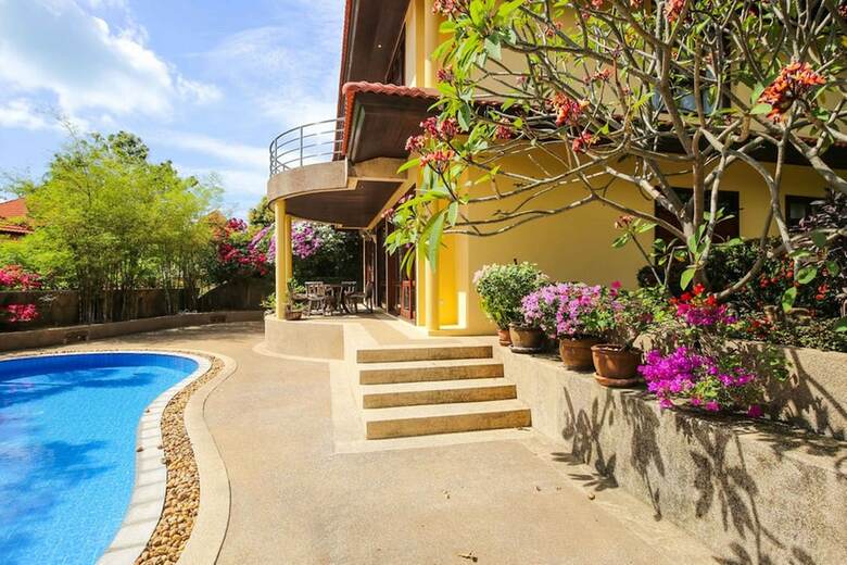 7 Bedroom Twin Villas On Beach Front Resort Tg48/25