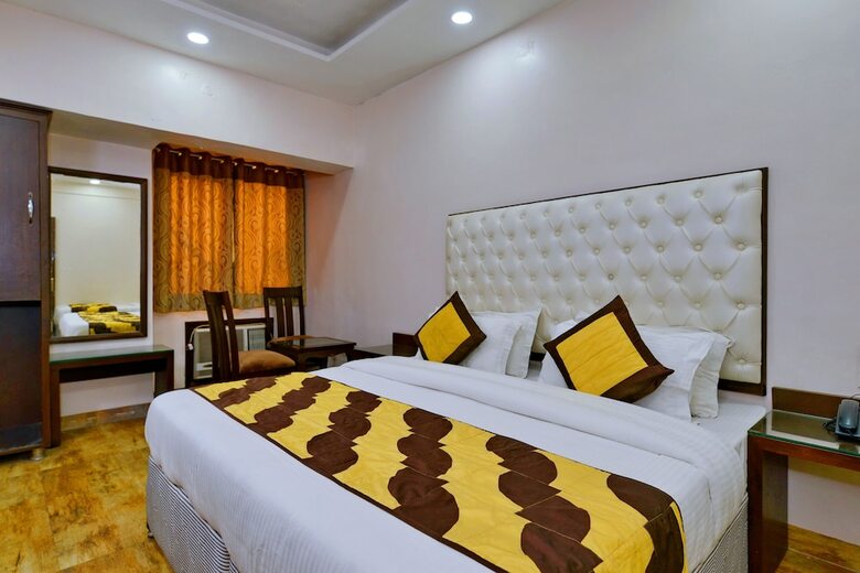 Hotel Blue Pearl Noida