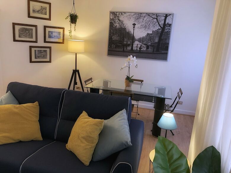 Apartamentos Funcional Y Elegante En El Centro Junto Guggenheim By Urban Hosts