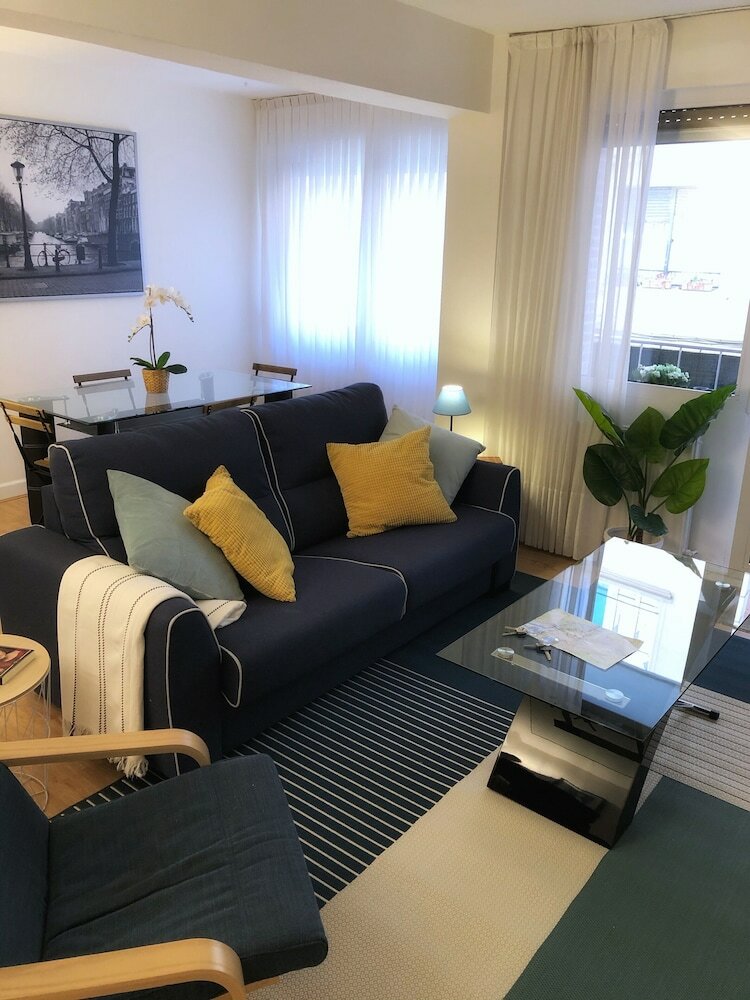 Apartamentos Funcional Y Elegante En El Centro Junto Guggenheim By Urban Hosts