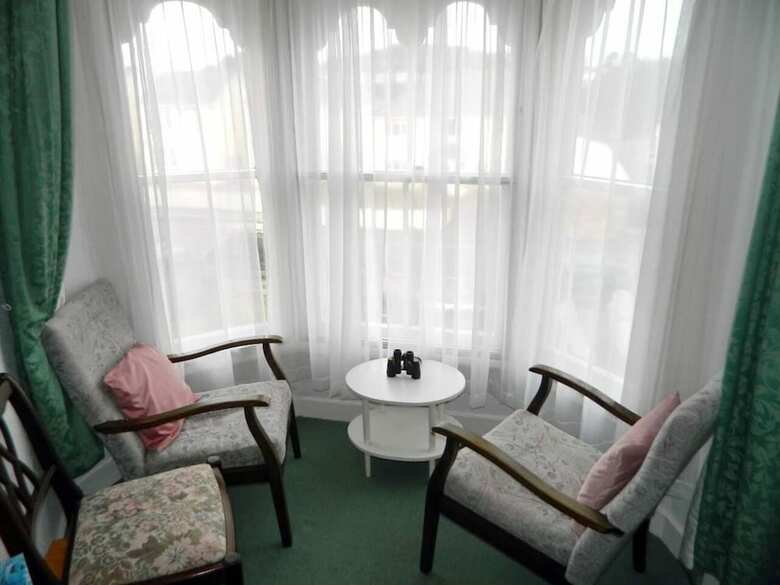 Period Living In Hayle