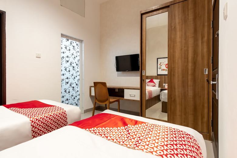 Hotel Oyo 1183 Papakoel