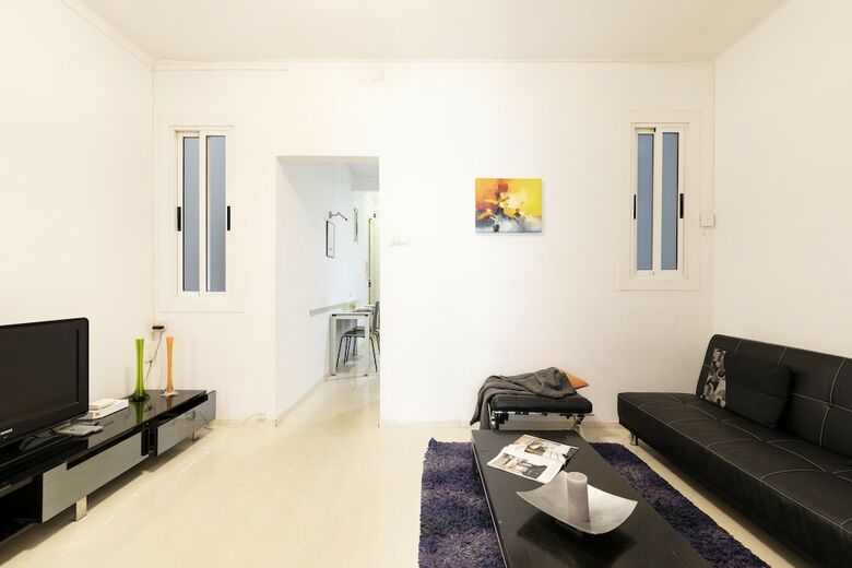 Ab Paral�lel Vallhonrat Apartment