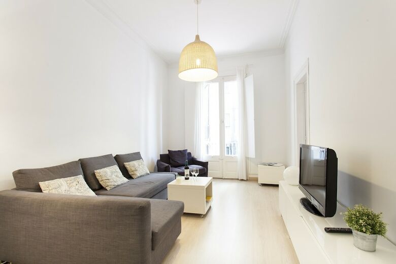 Ab Passeig de Gr�cia Pelai Apartment