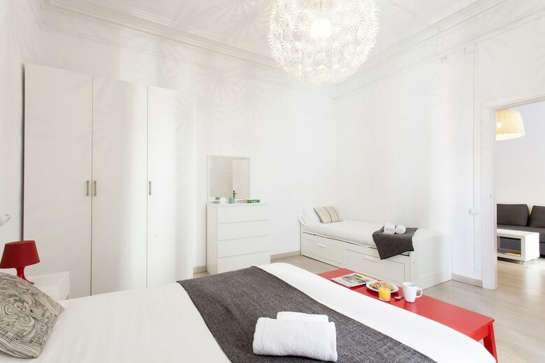 Ab Passeig de Gr�cia Pelai Apartment