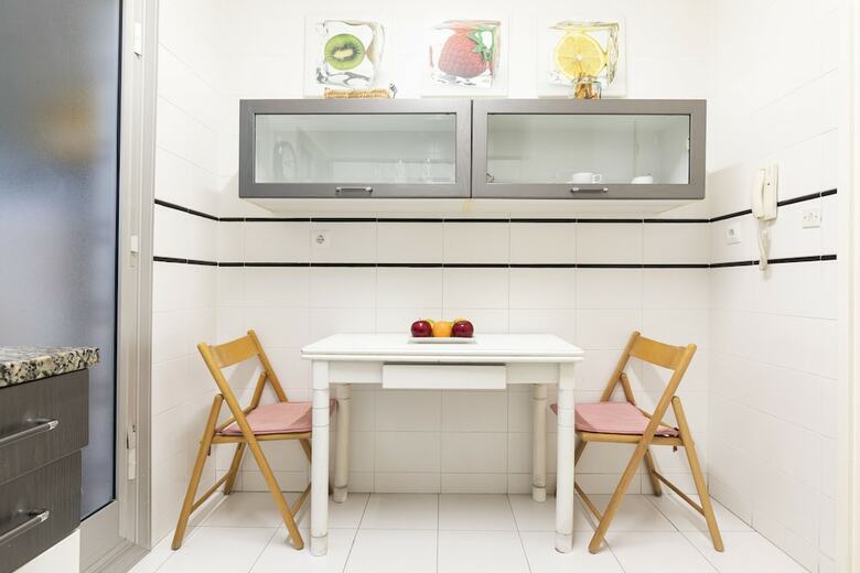 Ab Sagrada Fam�lia Ptge Bocabella Apartment