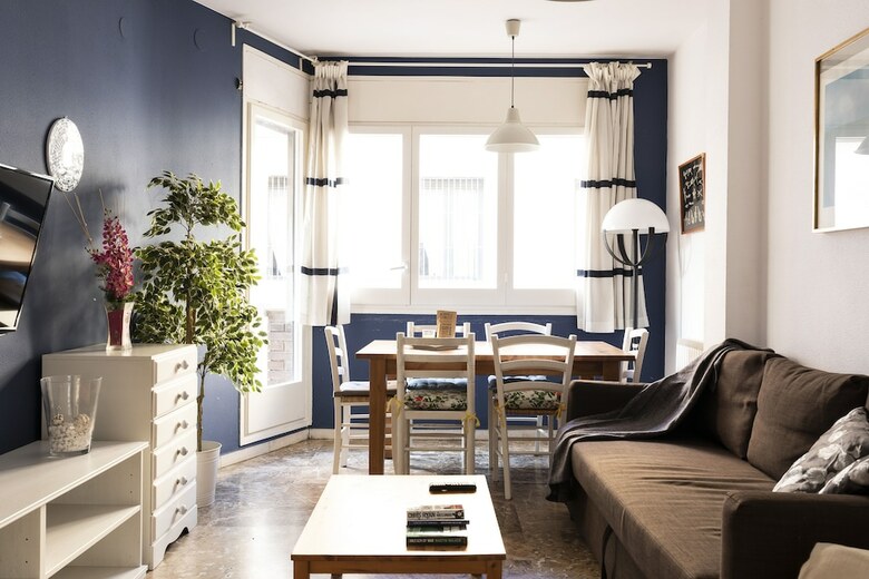 Ab Sagrada Fam�lia Ptge Bocabella Apartment