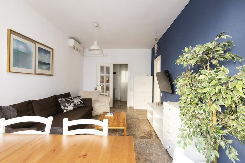 Ab Sagrada Fam�lia Ptge Bocabella Apartment