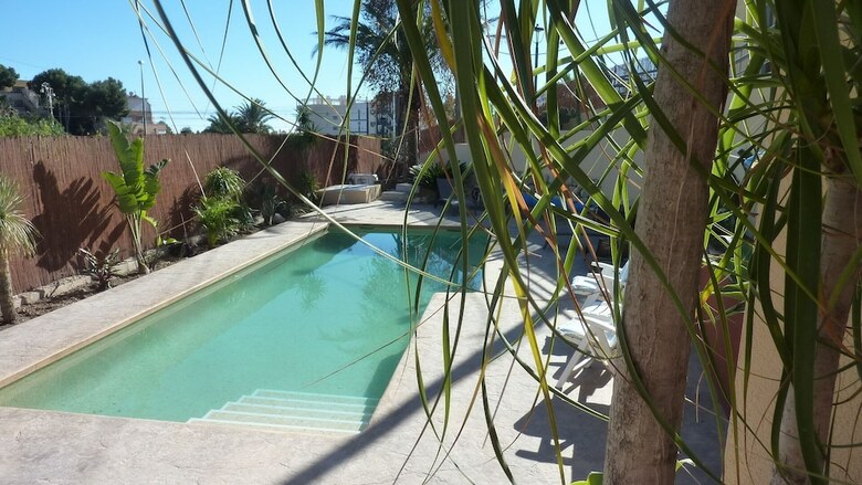 Aparthotel Guesthouse -el Campello-alacant