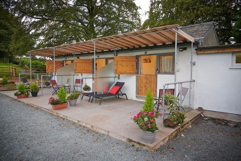 Posada Newlands Farm Stables