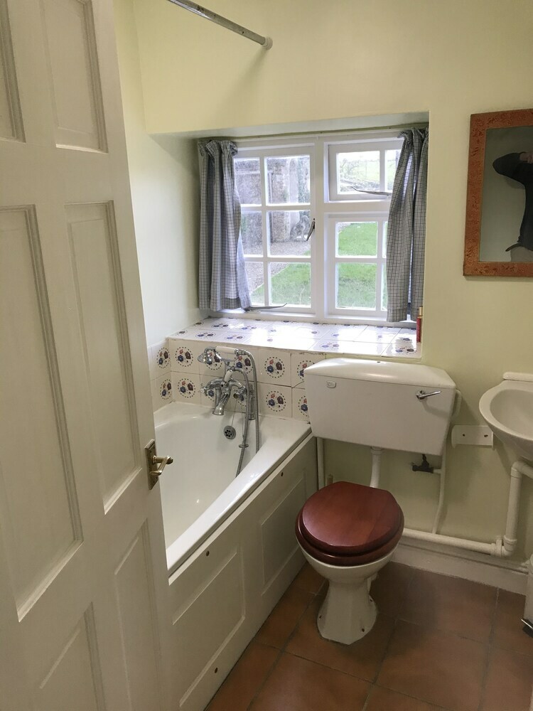 Beautiful & Captivating 1-bed Cottage Near Bruton