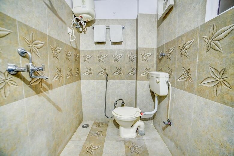 Hotel Radha Nikunj Residency