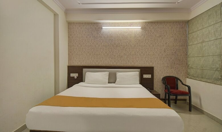 Hotel Radha Nikunj Residency