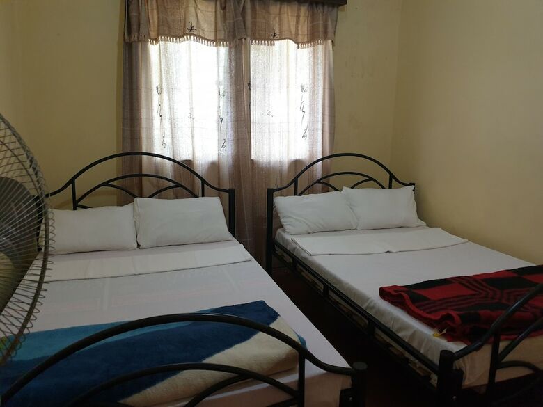 Residencia Shanty Town Doctor's Home