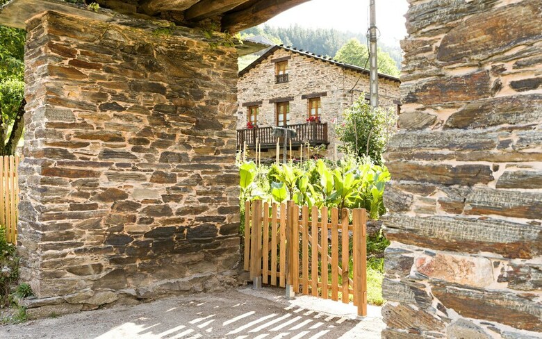 Apartamentos Tareira