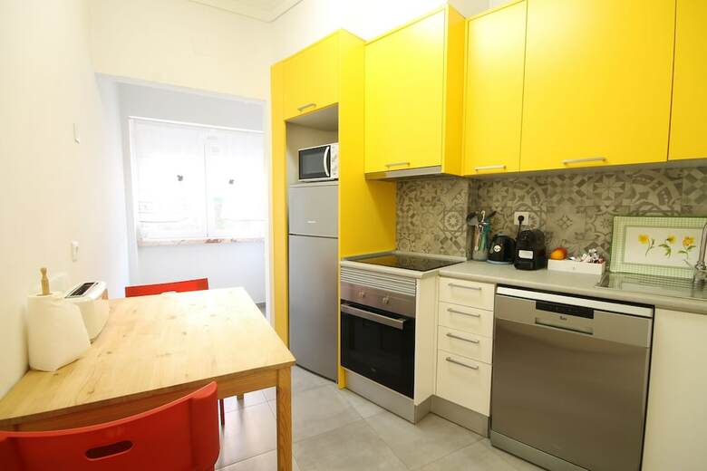 27 92 Campolide Apartment