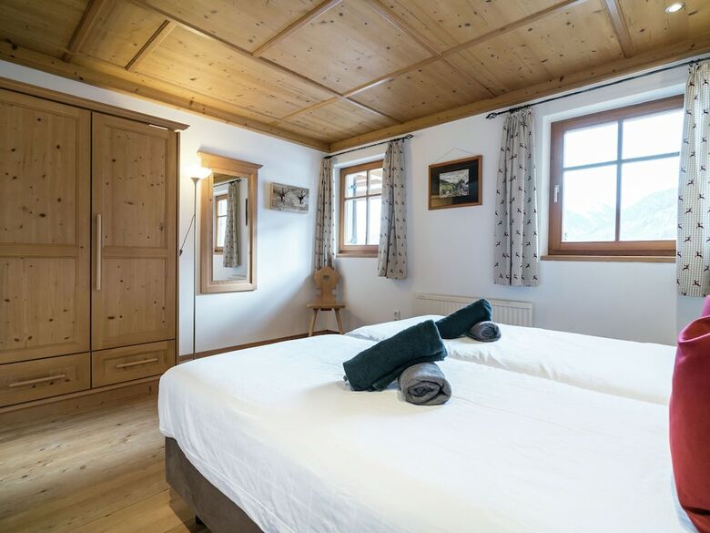 Spacious Holiday Home In Wald Im Pinzgau With Sauna