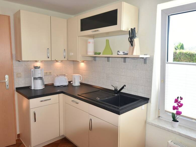 Modern Bungalow In Kr�pelin With Garden