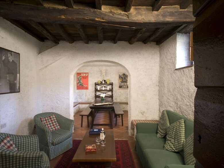 Charming Cottage Situated On An Estate