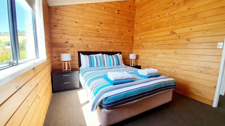 Cooks Beach Resort