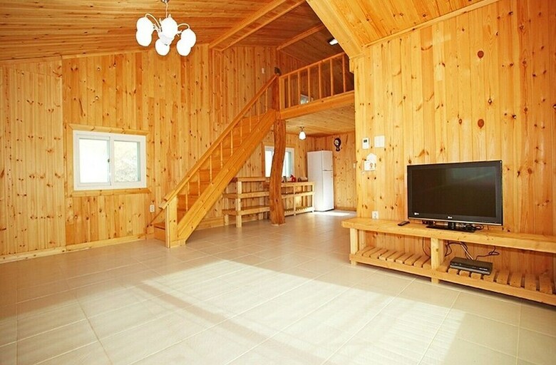 Apartamentos Lucia Pension