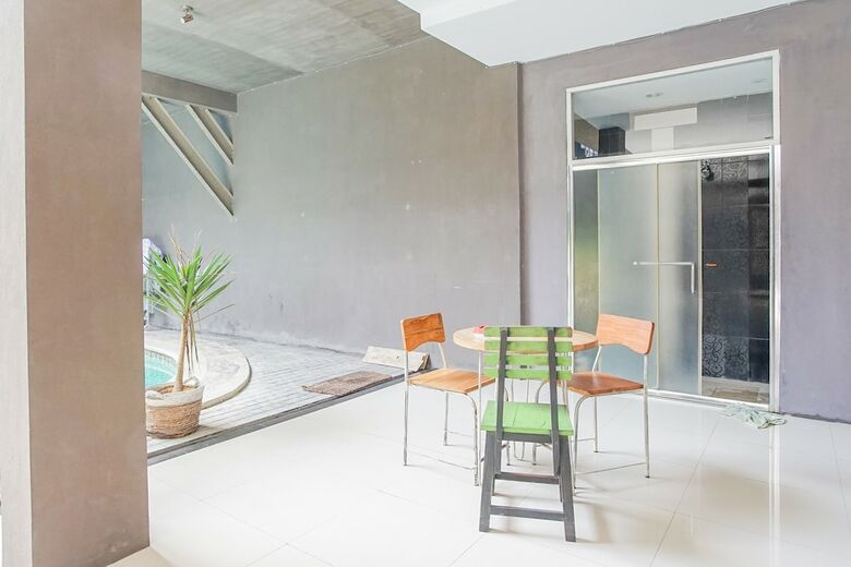 Hotel Bali 4 Stay