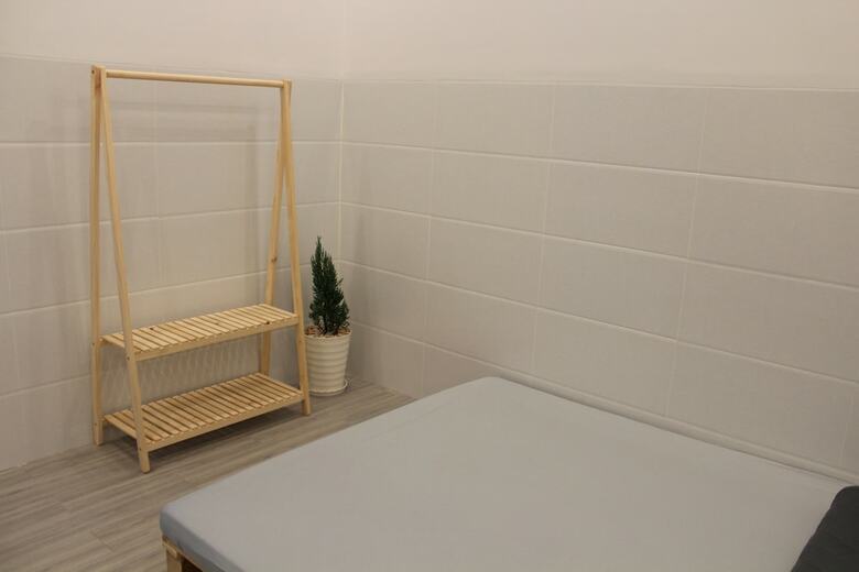 Hostal B Home - Hostel