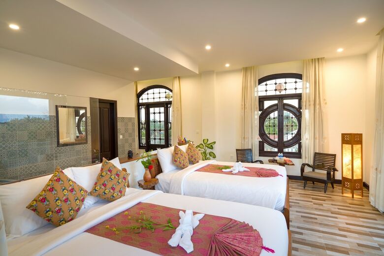 Bed & Breakfast Hemp Wellness Retreat