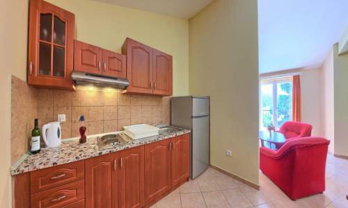 Apartments & Rooms Ruzmarin